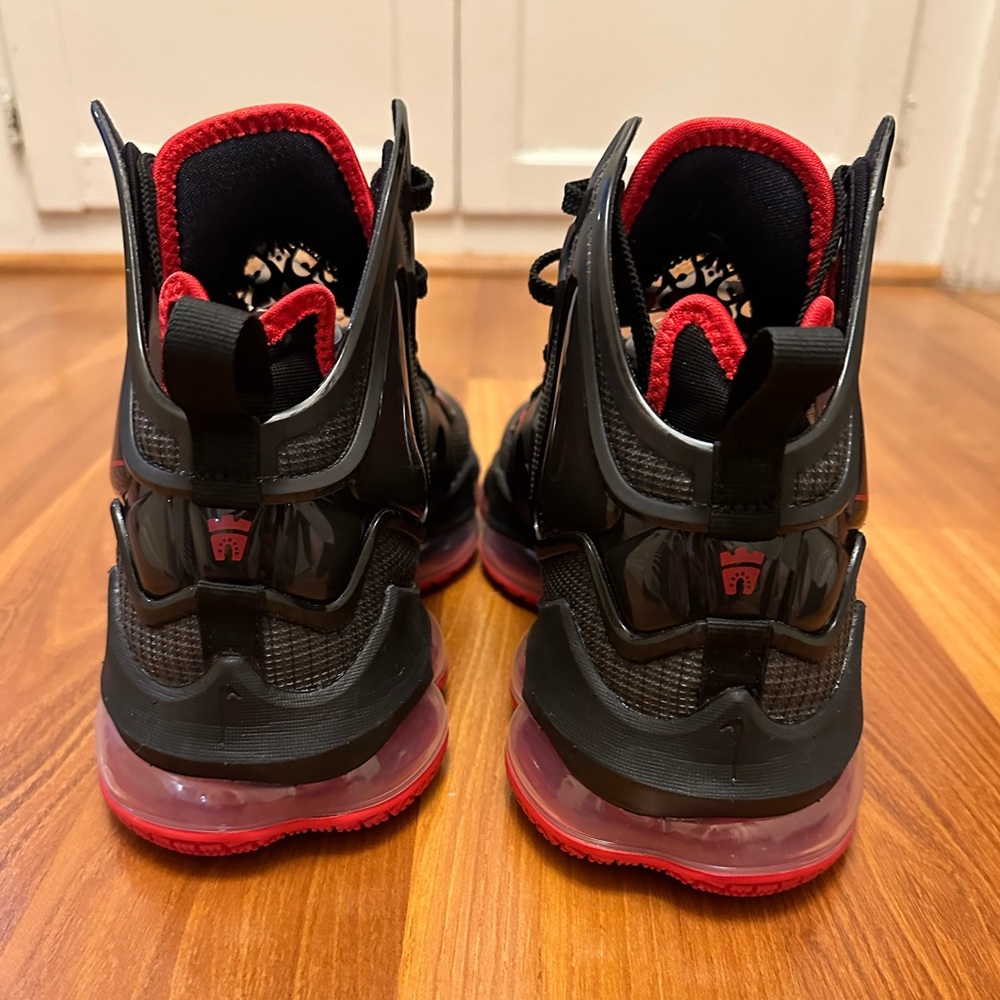 Nike LeBron 19 'Bred' CZ0203-001, Black/Red, Size US 10.5 - Picture 7 of 12